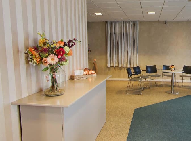 Ruimte binnen uitvaartcentrum Hilversum